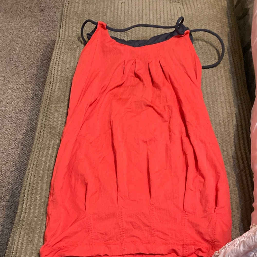 Lululemon yoga flow top